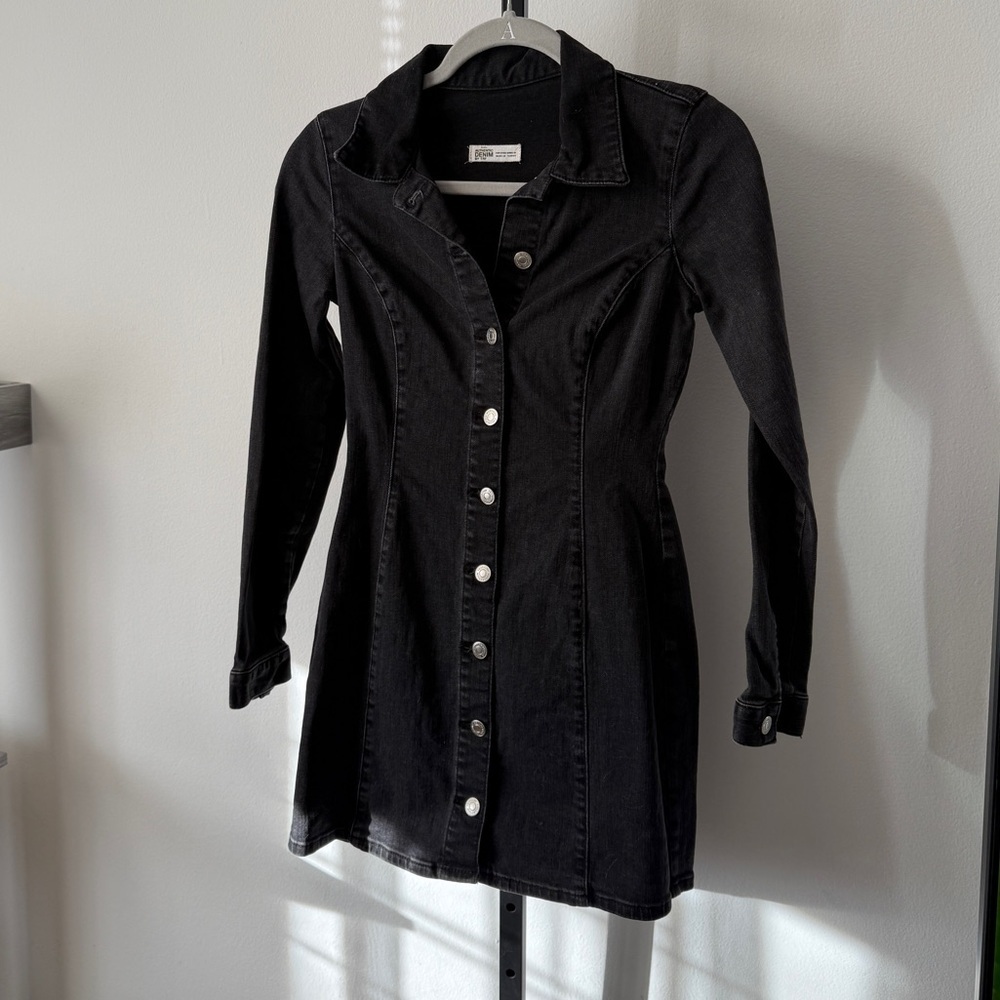 ZARA Washed Black Stretchy Long Sleeve Denim Dress Size S - Picture 2 of 4